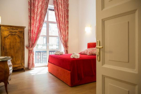 Prestigious Apartment via Barberini Rome